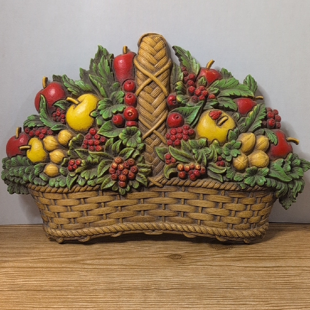 VTG Homco Fruit Basket Wall Decor 1978